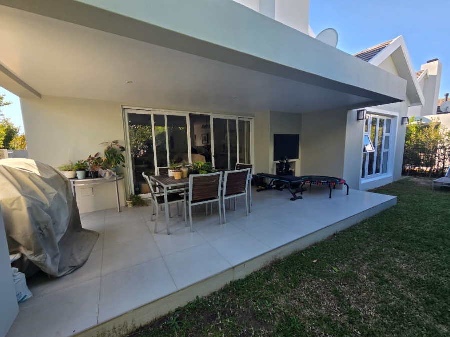 To Let 3 Bedroom Property for Rent in Val De Vie Estate Western Cape